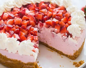 No Bake Strawberry Cheesecake Pie - Best Delicious Dessert